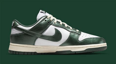 dunk low vintage green